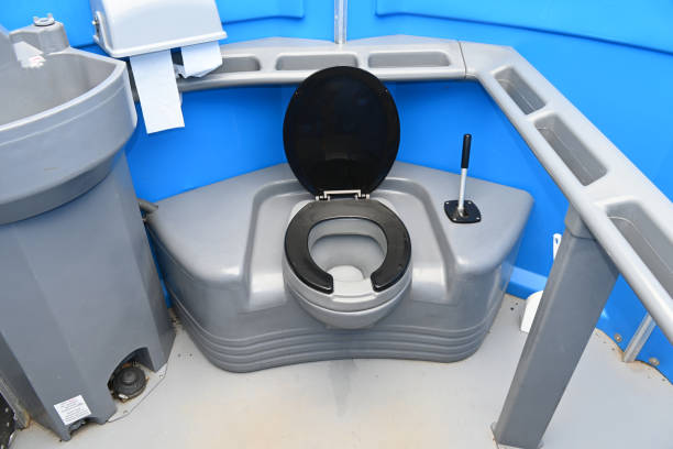 Best Porta potty rental near me  in Thorofare, NJ